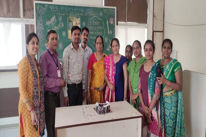 Shri IJ Patel M Ed College campus in Anand, Gujarat, India — photo 2