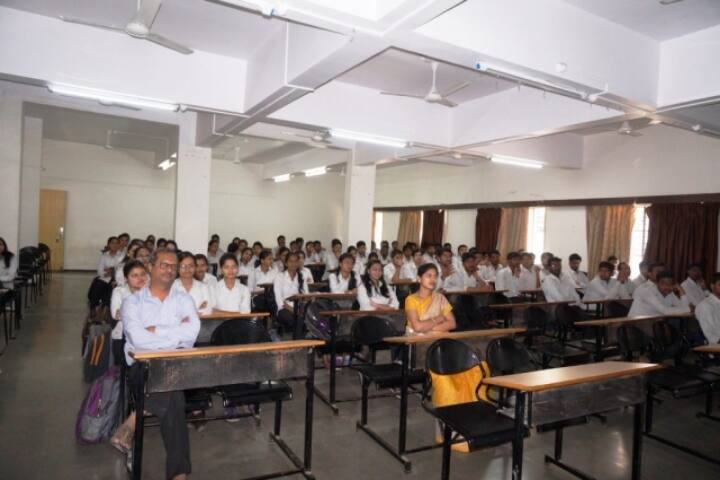 MVP Samaj's College of Pharmacy campus in Nashik, Maharashtra, India — photo 4