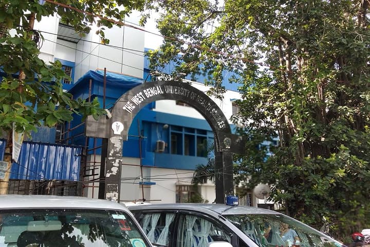 Command Hospital campus in Kolkata, West Bengal, India — photo 1
