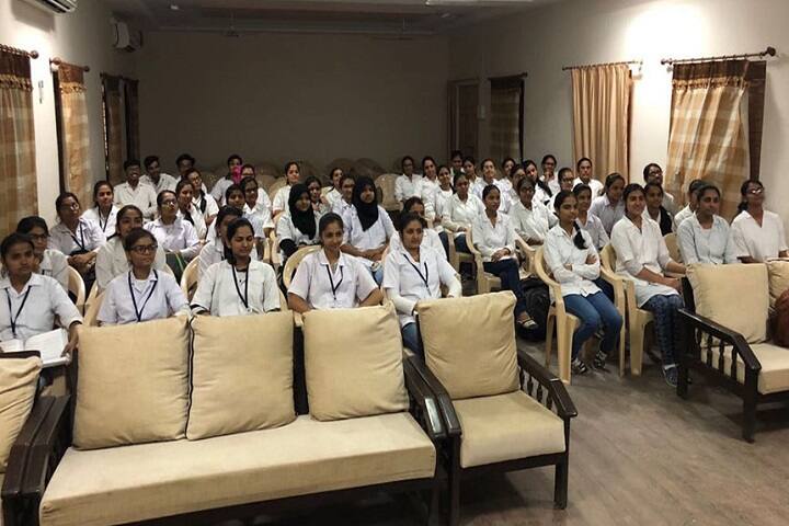 Shree Ghantakarana Mahavir Physiotherapy College campus in Godhra, Gujarat, India — photo 3