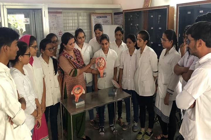 Shree Ghantakarana Mahavir Physiotherapy College campus in Godhra, Gujarat, India — photo 4
