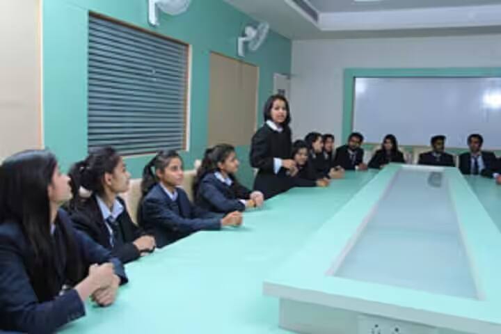 JIET Institute of Design and Technology campus in Jodhpur, Rajasthan, India — photo 3
