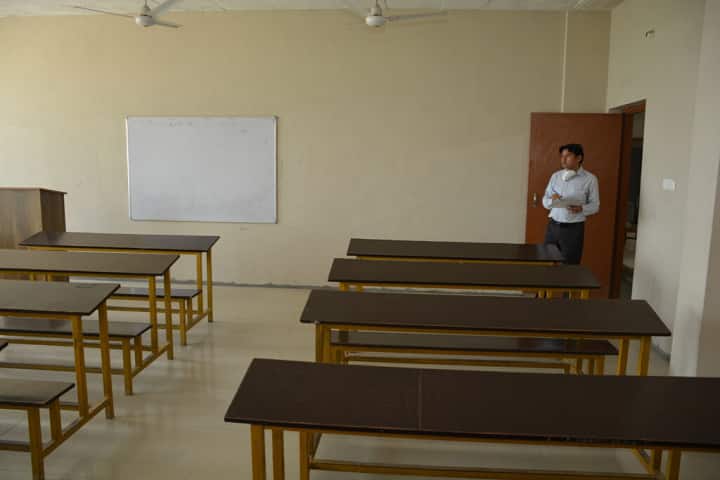 Hakeem Harbans Singh New Era College of Education campus in Sirsa, Haryana, India — photo 4
