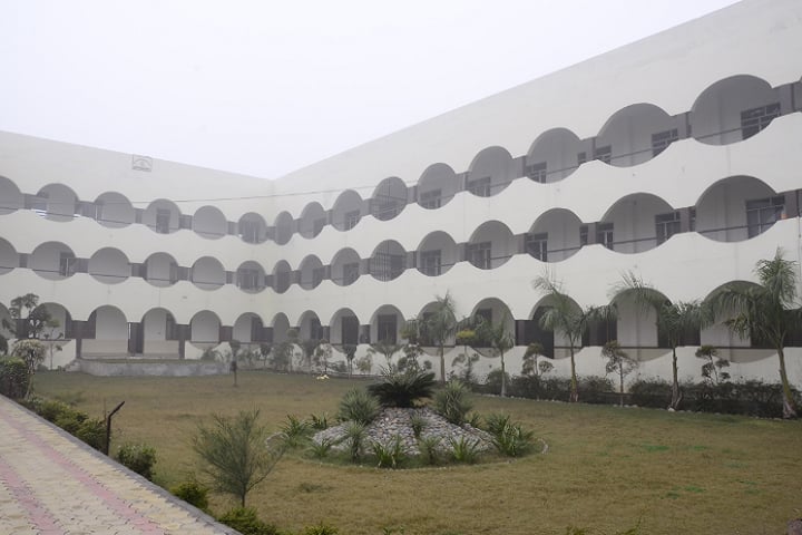 Sri Guru Ramdass Pharmacy College campus in Amritsar, Punjab, India — photo 1