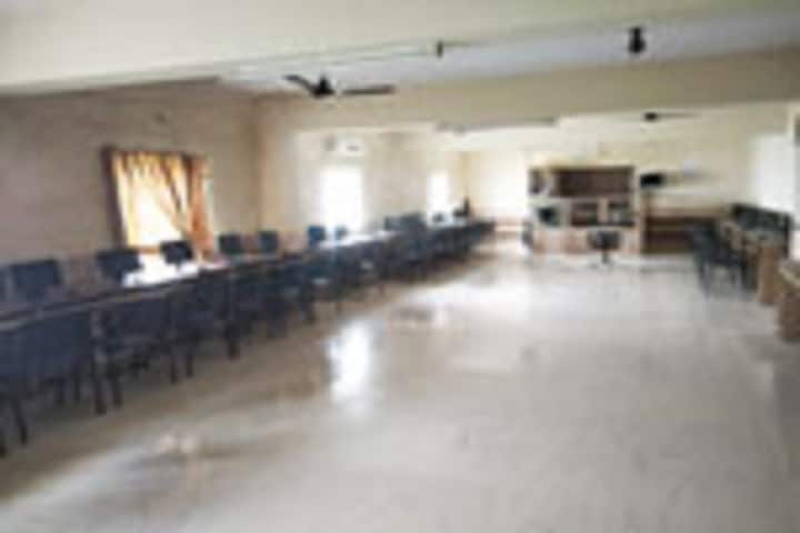 Sri Mirambika College of Education campus in Rajkot, Gujarat, India — photo 2