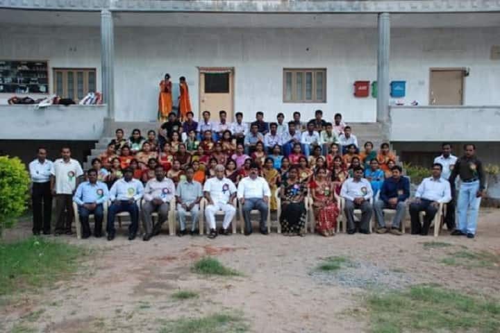 Sree Chaitanya Institute of Pharmaceutical Sciences campus in Karimnagar, Telangana, India — photo 2