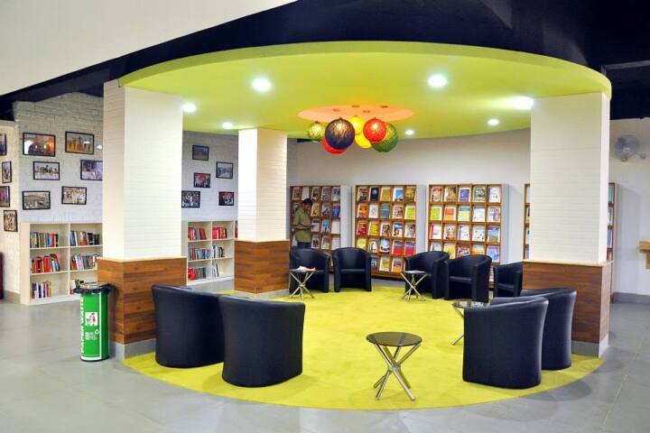 SLM MRIIRS campus in Faridabad, Haryana, India — photo 6