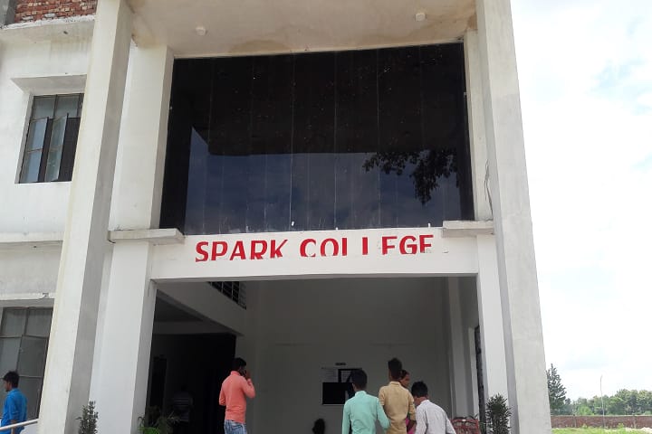 Spark College of Pharmacy campus in Bahraich, Uttar Pradesh, India — photo 1