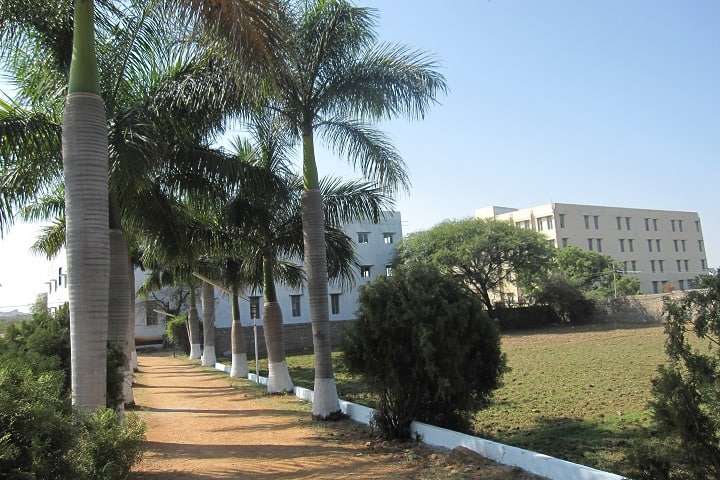 Vidya Dayini College of Information Technology campus in Mallapur, Telangana, India — photo 1