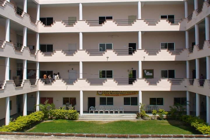 Vidya Dayini College of Information Technology campus in Mallapur, Telangana, India — photo 4