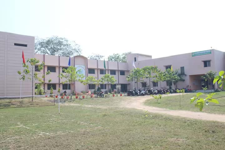 Pt Madan Mohan Malviya College of Education campus in Bilaspur, Chhattisgarh, India — photo 2