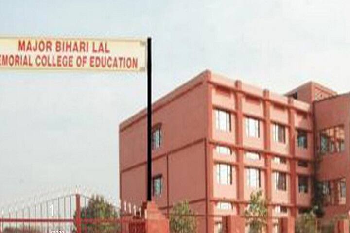 Major Bihari Lal Memorial College of Education campus in Gurgaon, Haryana, India — photo 1
