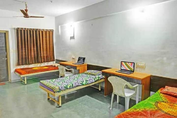 Parul Institute of Management and Research campus in Waghodia, Gujarat, India — photo 2
