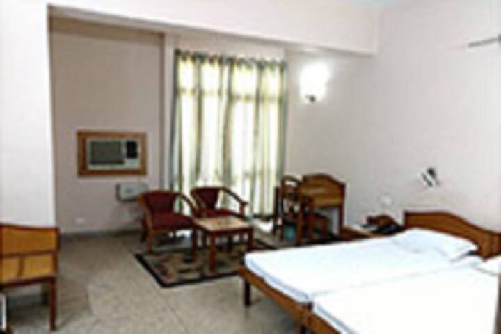 YWCA Women's Training institute campus in New Delhi, Delhi, India — photo 4