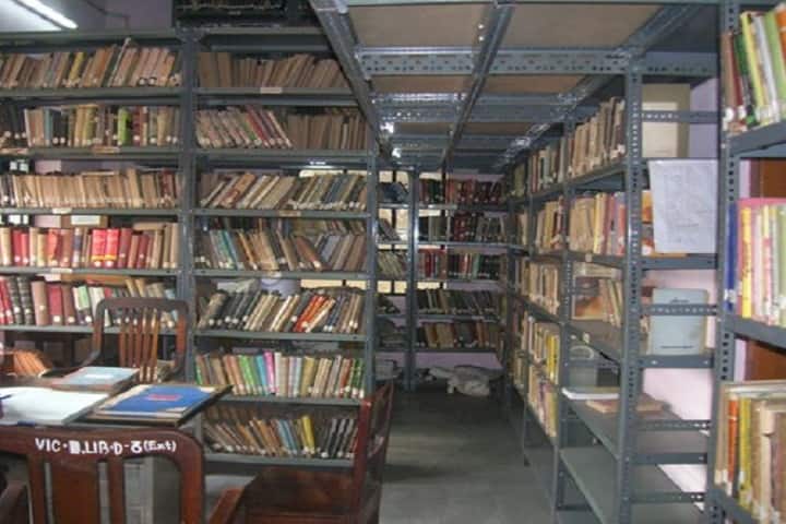 Victoria Institution campus in Kolkata, West Bengal, India — photo 2