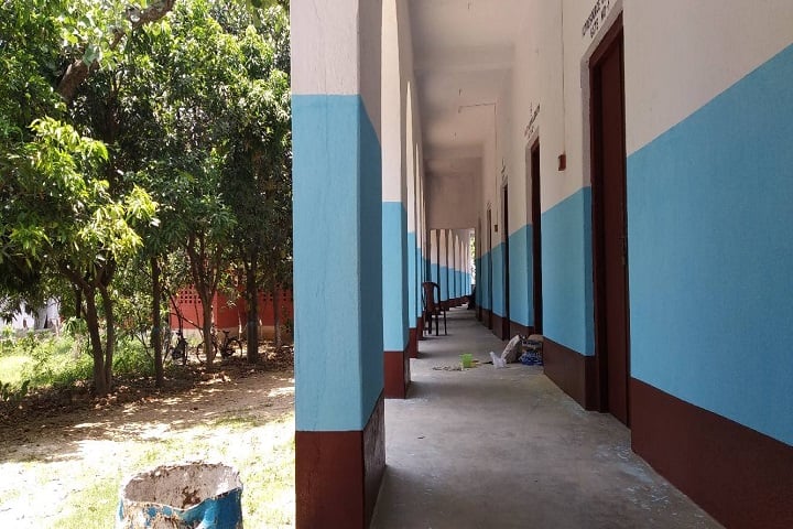 Simanta Manbhum Teachers Training College campus in Raghunathpur, West Bengal, India — photo 1