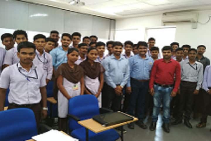 KP Patil Institute of Technology campus in Kolhapur, Maharashtra, India — photo 2