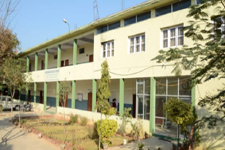 Guru Dronacharya College of Education campus in Narnaul, Haryana, India — photo 2