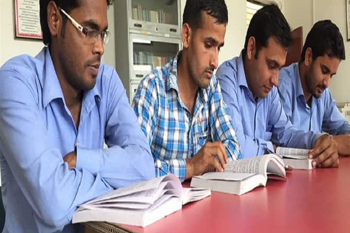 Raafiah College of Education campus in Budaun, Uttar Pradesh, India — photo 2
