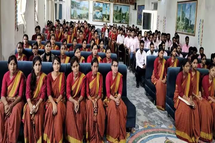 Ram Gulam Rai Shikshan Prashikshan Mahavidyalaya campus in Gorakhpur, Uttar Pradesh, India — photo 4