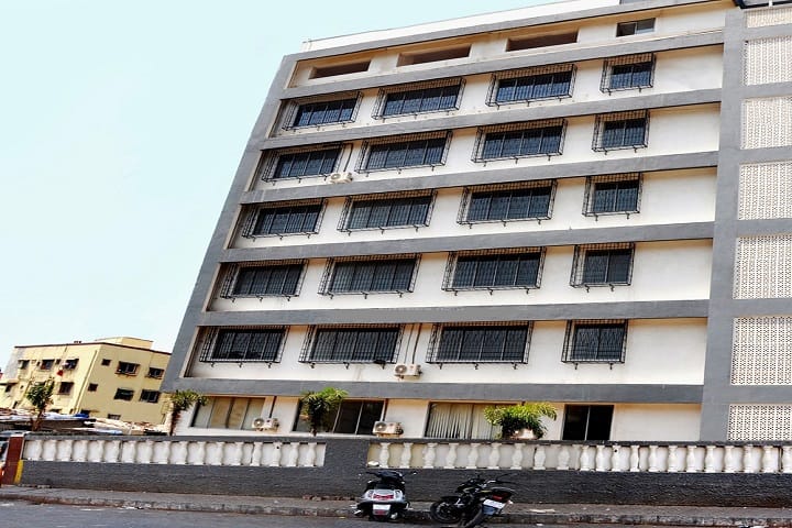 Rizvi College of Education campus in Mumbai, Maharashtra, India — photo 1