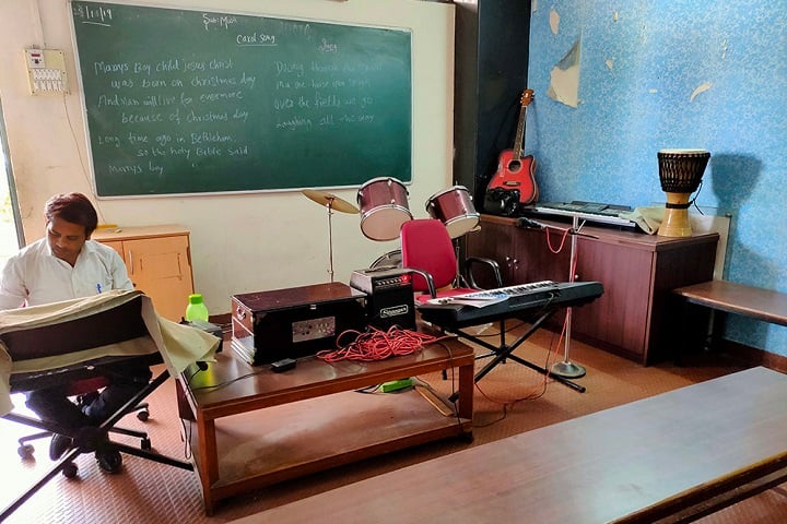 Rizvi College of Education campus in Mumbai, Maharashtra, India — photo 3