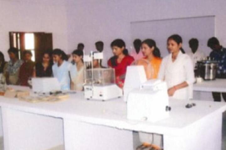 Smt Fulehra Smarak College of Pharmacy campus in Ballia, Uttar Pradesh, India — photo 6