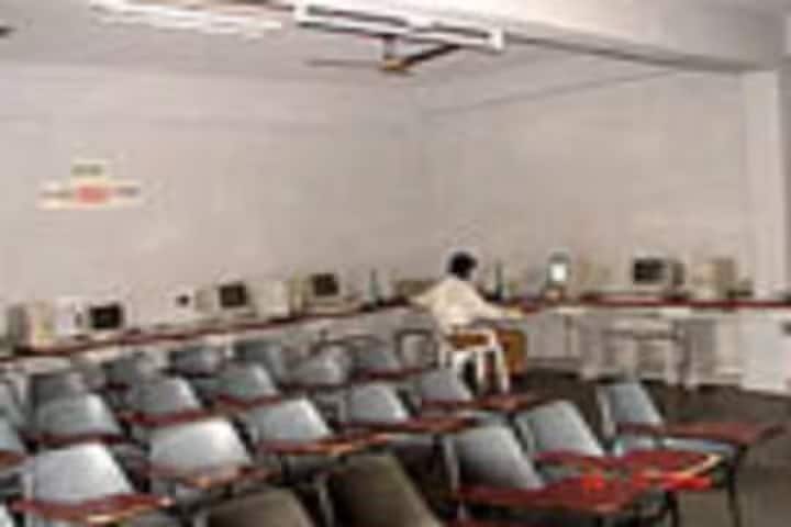 Ratni Devi Girls Teachers Training College campus in Karauli, Rajasthan, India — photo 4