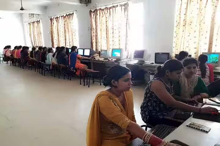 DH Lawrence College of Education for Women campus in Jhajjar, Haryana, India — photo 3