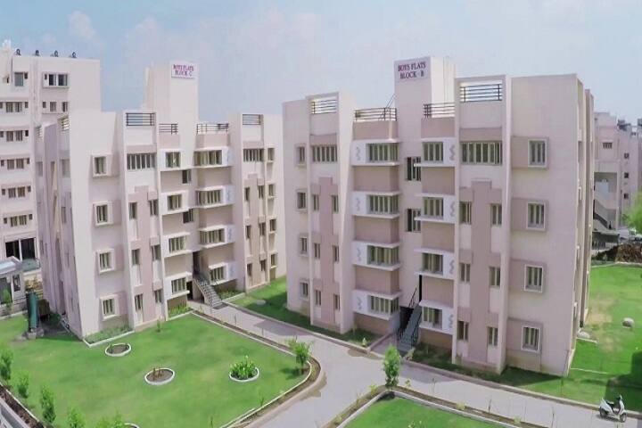 Parul Institute of Library and Information Science campus in Waghodia, Gujarat, India — photo 1