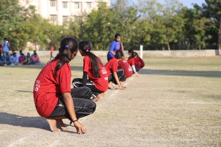Parul Institute of Fine Arts campus in Waghodia, Gujarat, India — photo 6