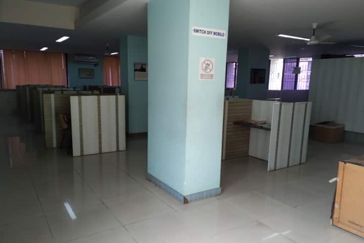 Humera Khan College of Education campus in Mumbai, Maharashtra, India — photo 5