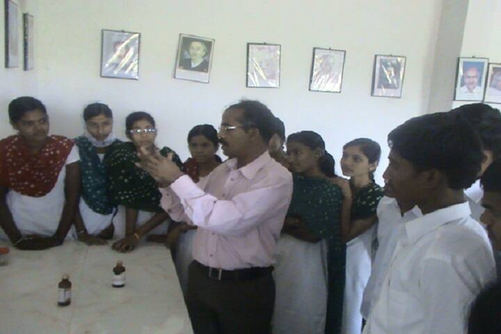 Renuka Adhyapak Mahavidyalaya campus in Latur, Maharashtra, India — photo 4