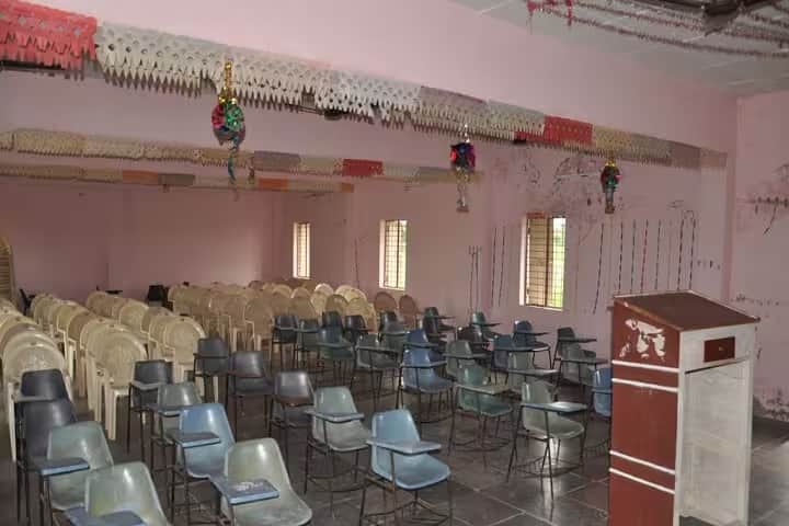 Ushodaya College of Education campus in Yemmiganur, Andhra Pradesh, India — photo 3