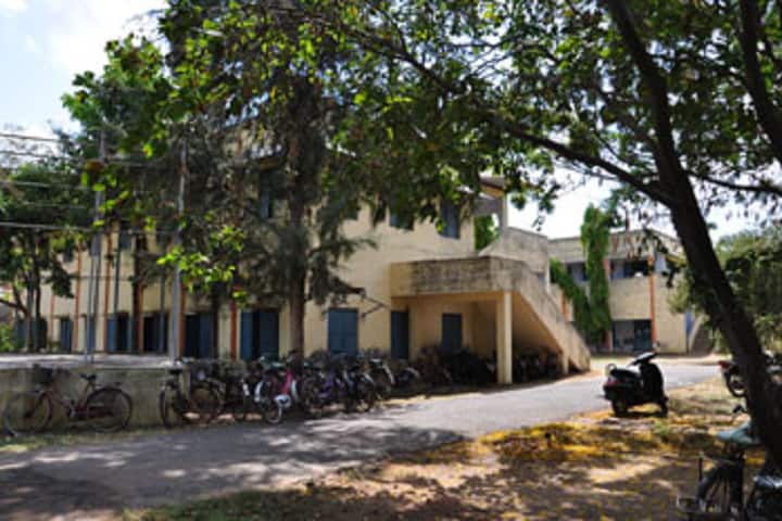 Shree Padmavathi Mahila Hindu College of Education campus in Machilipatnam, Andhra Pradesh, India — photo 1