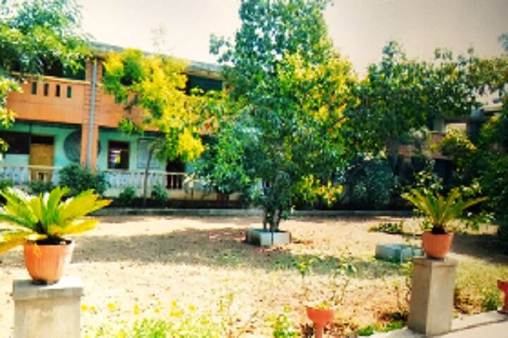 Vasant College of Education campus in Sangli, Maharashtra, India — photo 1