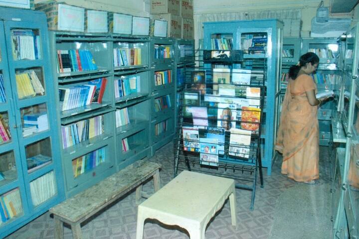 Shikshan Prasarak Santha's College of Education campus in Sangamner, Maharashtra, India — photo 5