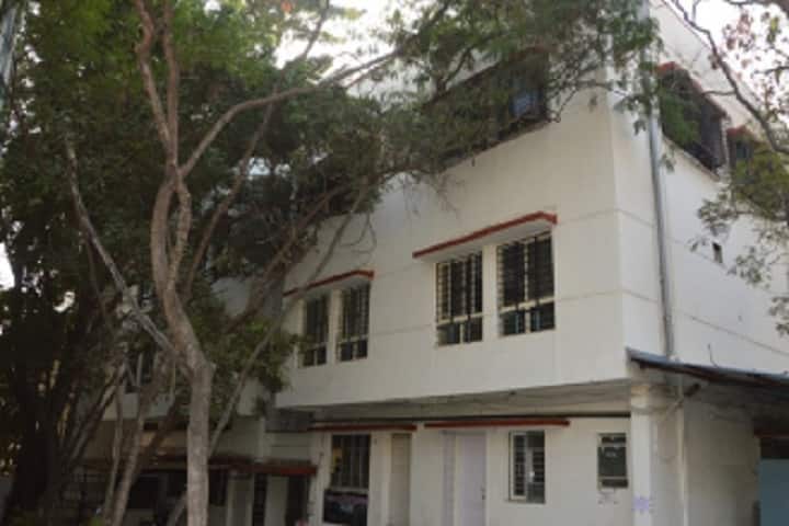 Progressive Education Society's B Ed College campus in Pune, Maharashtra, India — photo 1