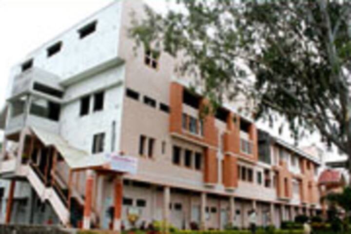 Motiwala College of Educational Sciences campus in Nashik, Maharashtra, India — photo 1