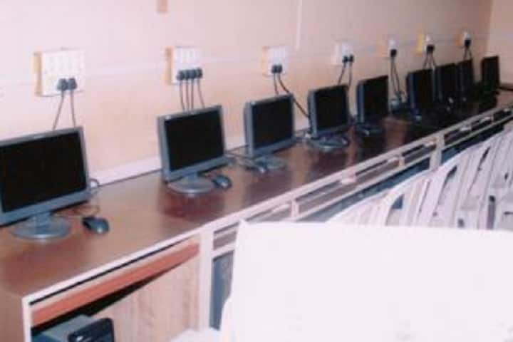 Mahatma Gandhi Vidyamandir's College of Education campus in Malegaon, Maharashtra, India — photo 6