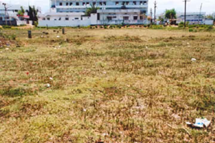 Ravoof and Vazir Khan's Memorial College of Education campus in Srikakulam, Andhra Pradesh, India — photo 1