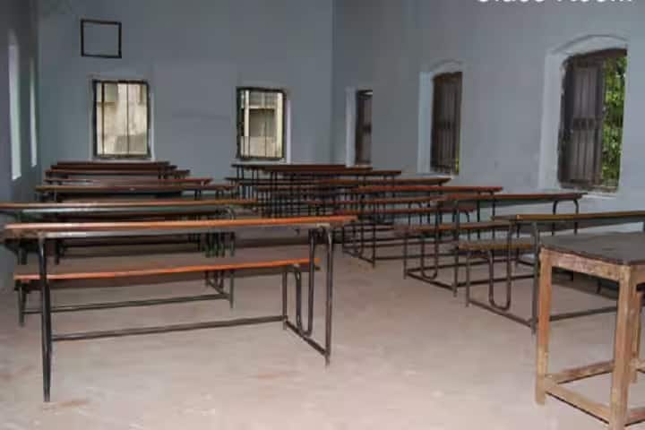 Hindu College of Education campus in Guntur, Andhra Pradesh, India — photo 4