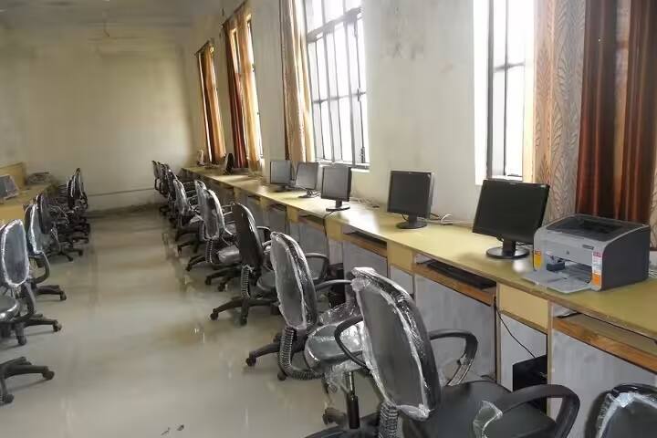 Yashraj Institute of Education campus in Lucknow, Uttar Pradesh, India — photo 4