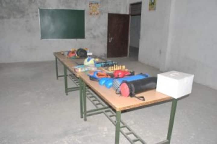 Rajkishor Verma Mahila Mahavidyalaya Shikshan Sansthan campus in Faizabad, Uttar Pradesh, India — photo 6
