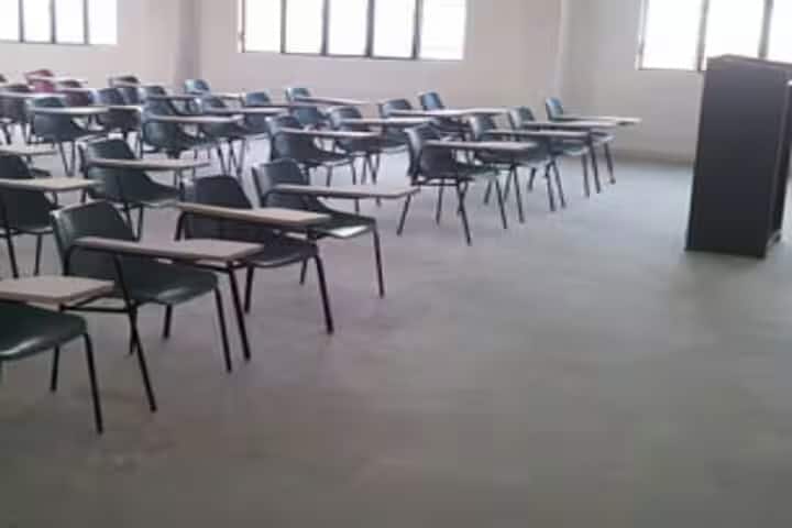 Headway College of Education and Technology campus in Meerut, Uttar Pradesh, India — photo 6