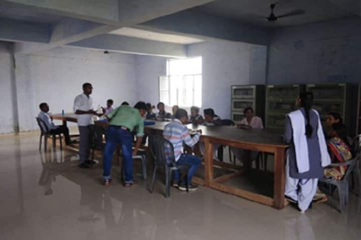 Israji Devi Shikshan Sansthan campus in Allahabad, Uttar Pradesh, India — photo 3