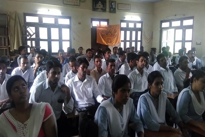 DAV Training College campus in Kanpur, Uttar Pradesh, India — photo 1