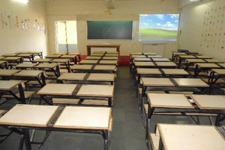 Institute of Science Poona's Swami Vivekanand College of Education campus in Pune, Maharashtra, India — photo 4