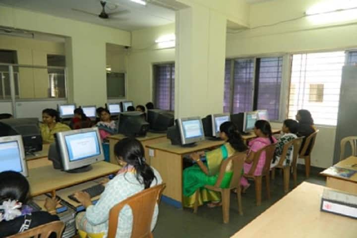 Institute of Science Poona's Swami Vivekanand College of Education campus in Pune, Maharashtra, India — photo 6
