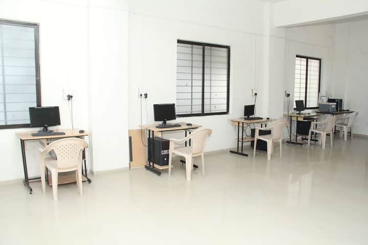 Dhareshwar College of Education campus in Pune, Maharashtra, India — photo 5